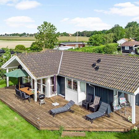 Cozy Home In Gedser With Wifi Zewnętrze zdjęcie
